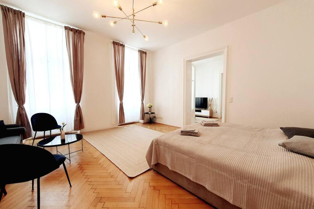 Savoir Vivre Apartments Rosinagasse ウィーン エクステリア 写真